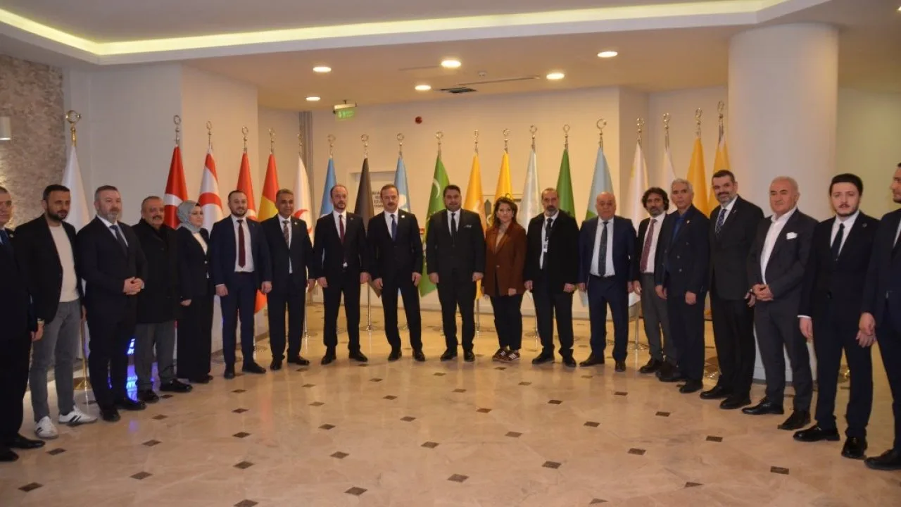 Ağıralioğlu, Kahramankazan'da İftar Programına Katıldı