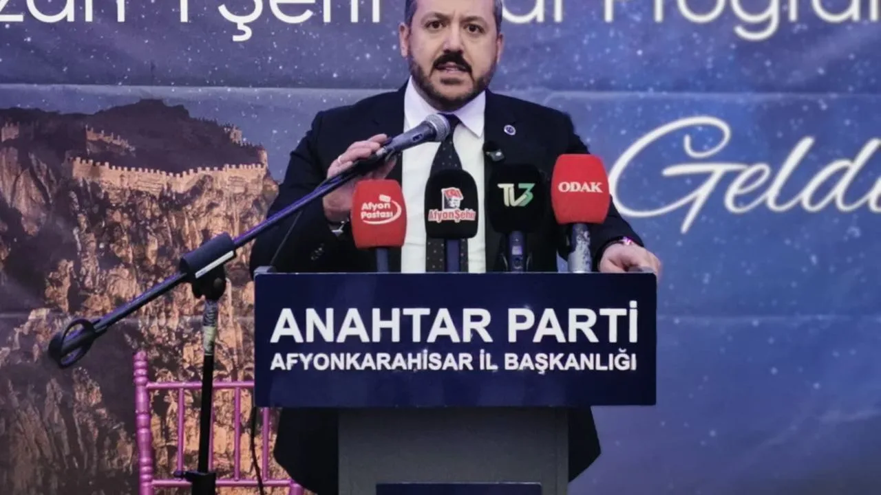 Anahtar Parti Afyon’da İftarda Buluştu