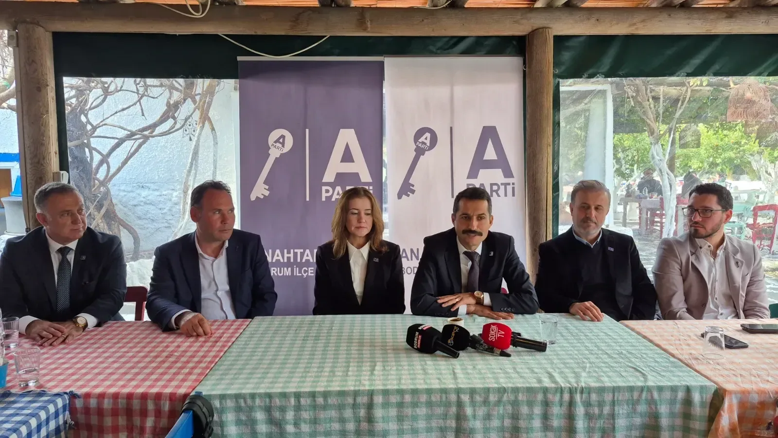 Anahtar Parti Bodrum'da Kongreye Gidiyor