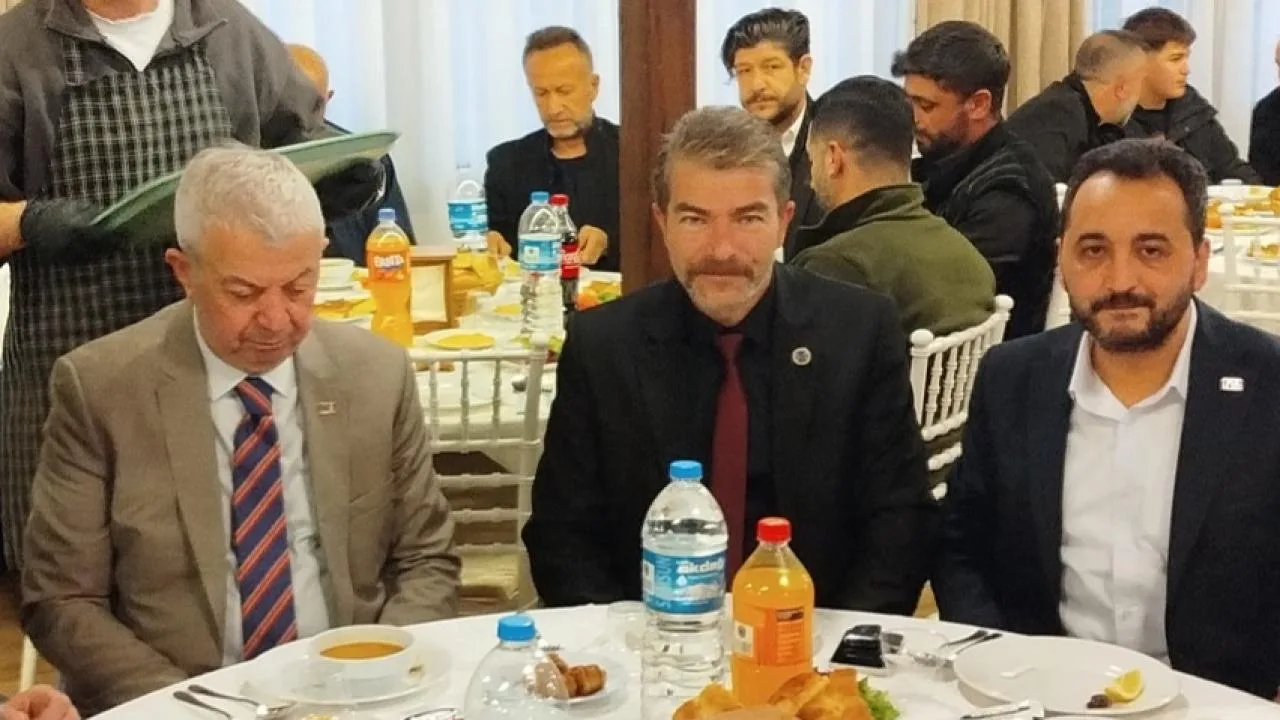 Anahtar Parti Boyabat'ta İftar Programı Düzenledi