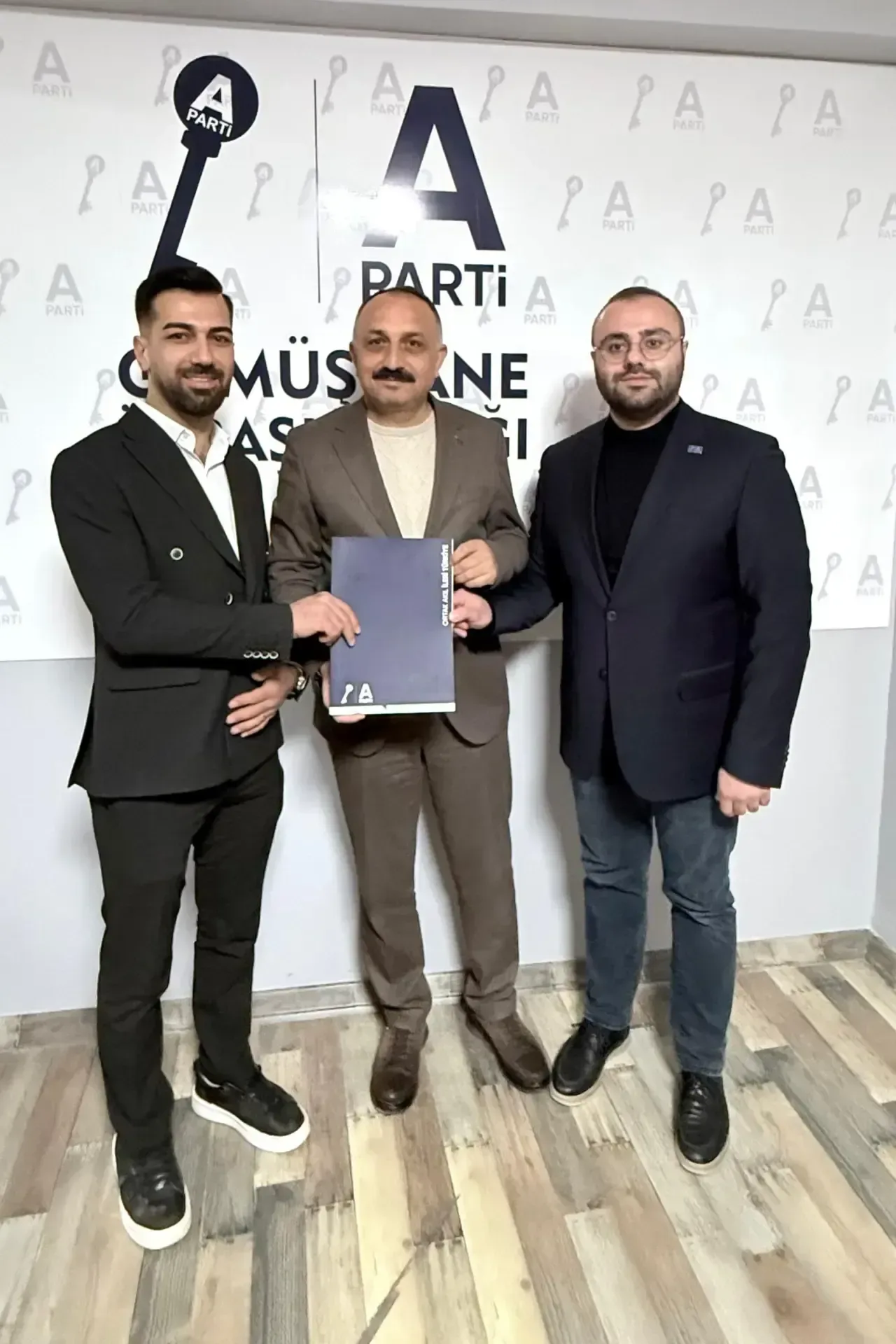 Anahtar Parti Gümüşhane Gençlik Kolları’nda Görev Değişimi