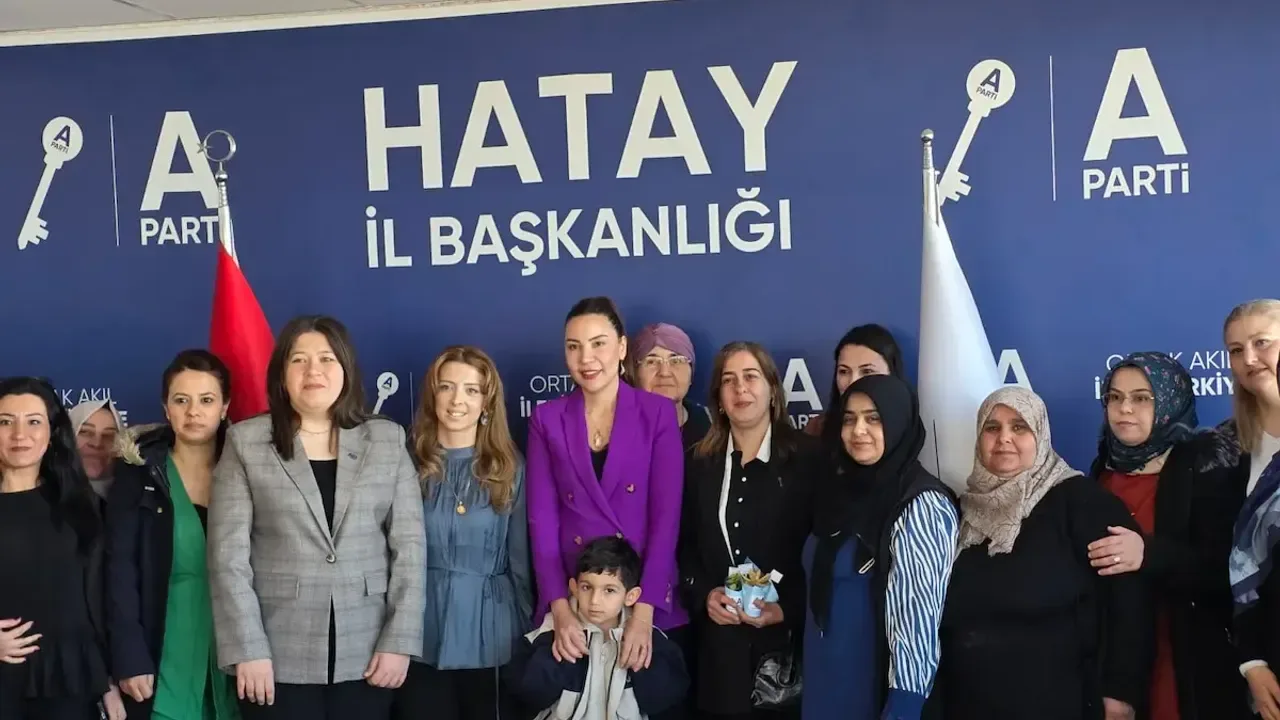 Anahtar Parti Hatay Kadın Kolları'ndan Anlamlı Program
