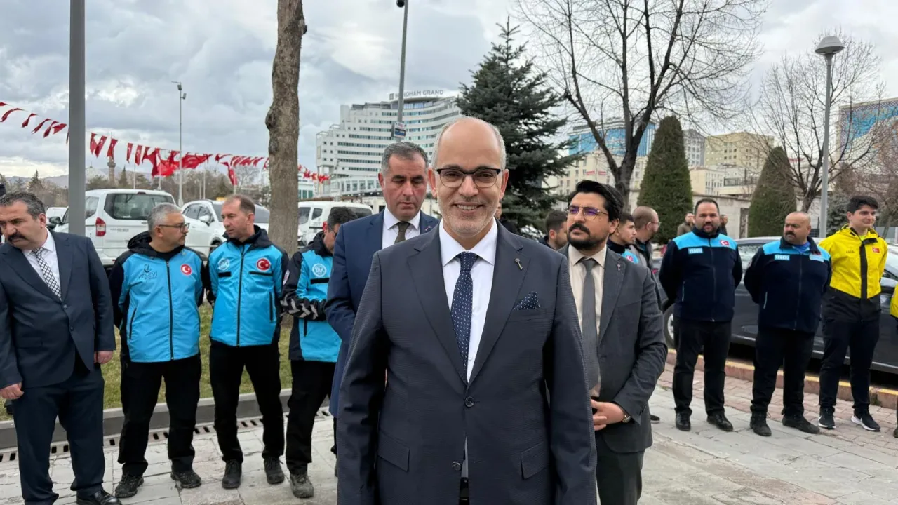 Anahtar Parti İl Başkanı Öztürk'ten Bayram Mesajı