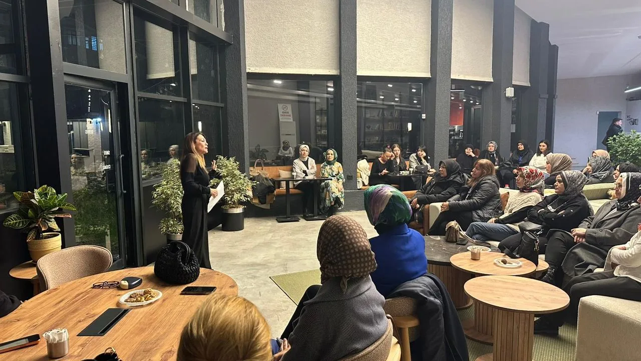 Anahtar Parti Serdivan'da Nefes Eğitimi Etkinliği Düzenlendi