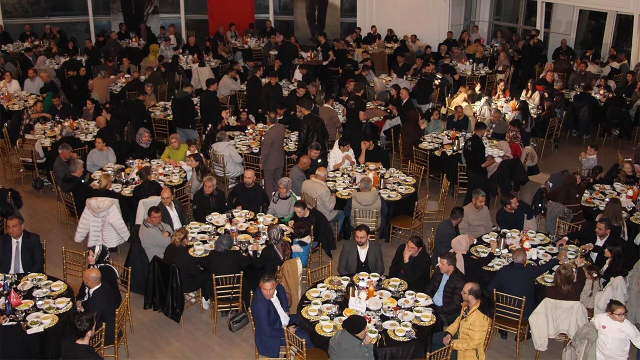 Anahtar Parti Yalova İftarında Sert Mesaj: İttifaka Evet Demeyiz