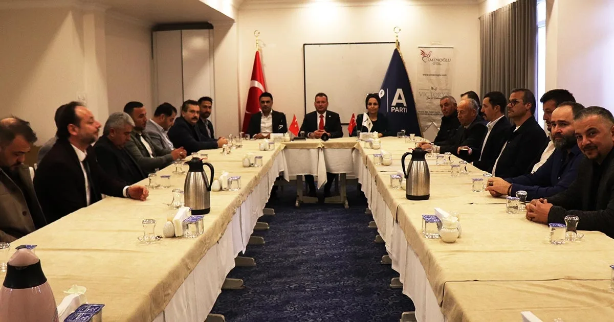 Anahtar Parti Yönetim Kadrosunu Oluşturdu