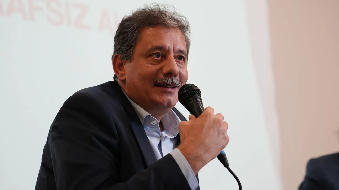 Demiröz, Adana'da Çiftçilerle Buluştu